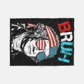 4. Juli 2024 George Washington Bruh. Fleecedecke (Vorderseite (Horizontal))