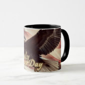4. Juli Adler mit amerikanischer Flagge Tasse (VorderseiteRechts)