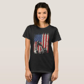 4. Juli American Flag Construction Backhoe Exc T-Shirt (Vorne ganz)