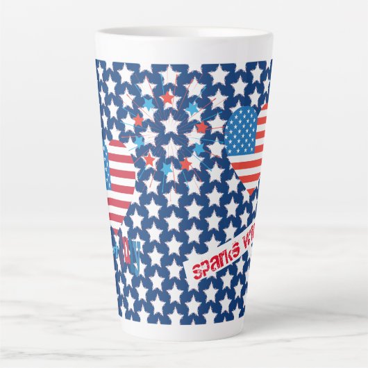4. Juli American USA Flag Herz Flag Fireworks Milchtasse (Vorderseite)