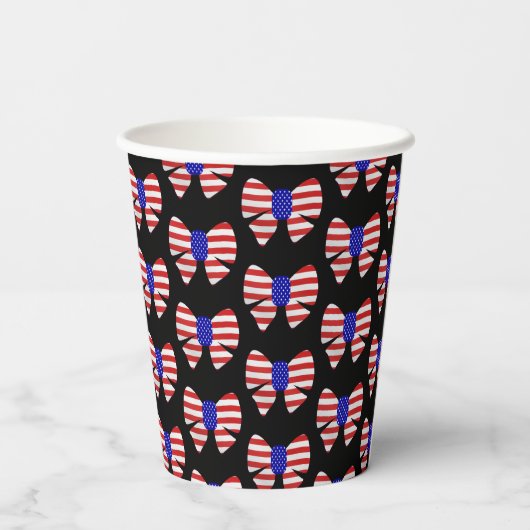 4. Juli Apparel America Flag Patriotic Band Pappbecher (Rückseite)