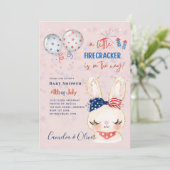 4. Juli BABY SHOWER INVITE Firecracker Bunny Einladung (Stehend Vorderseite)