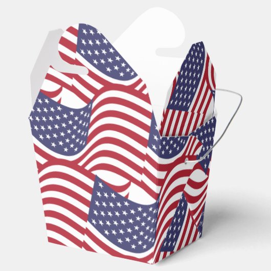 4. Juli: Bevorzugung Geschenkschachtel (Geöffnet)