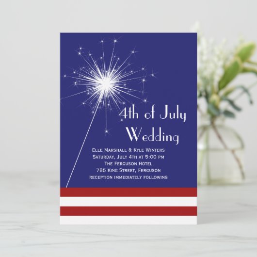 4. Juli Einladung zur Hochzeit mit Streifen (Stehend Vorderseite)