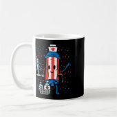 4. Juli Firecracker Nurse Funny America Scrub Kaffeetasse (Links)