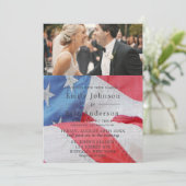 4. Juli Flag Foto Hochzeit Einladung (Stehend Vorderseite)