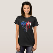 4. Juli Flamingo Heart American Flag Independe T-Shirt (Vorne ganz)
