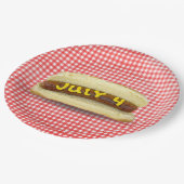 4. Juli Hot Dog auf Gingham Pappteller (Schrägansicht)