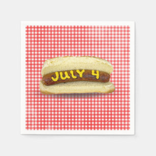4. Juli Hot Dog auf Gingham Serviette