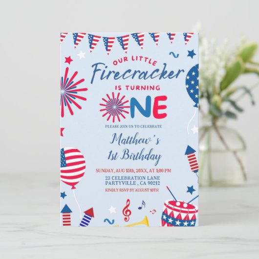 4. Juli Little Firecracker Geburtstag Einladung (Stehend Vorderseite)
