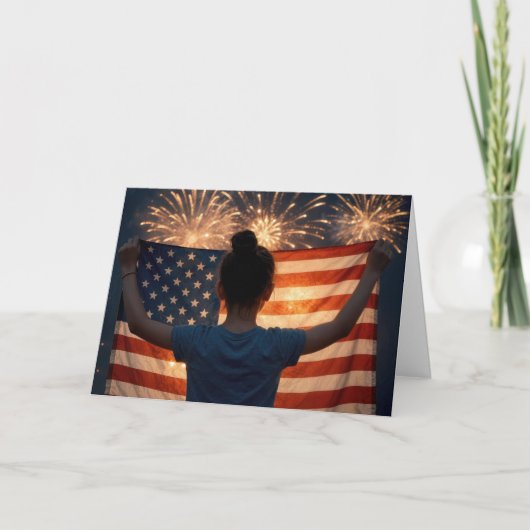 4. Juli Mädchen mit Flagge und Feuerwerk Karte (Vorderseite)