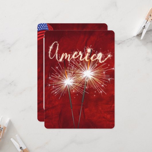 4. Juli Party Sparkler auf Rot Einladung (Vorderseite/Rückseite Beispiel)