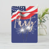 4. Juli Party Sparklers auf Flag Einladung (Stehend Vorderseite)