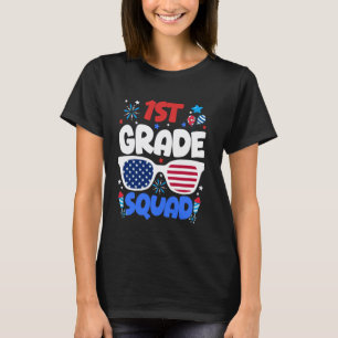 4. Juli Patriotischer 1. Klasse Squad Lehrer Lusti T-Shirt