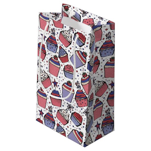 4. Juli Red White and Blue Patriotic Cupcakes Kleine Geschenktüte (Rückseite Schrägansicht)