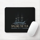 4. Juli Spilling the Tea seit 1773 Vierte von Mousepad (Mit Mouse)
