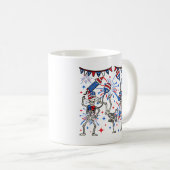 4. Juli Tanzskelette Kaffeetasse (VorderseiteRechts)