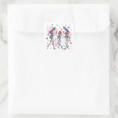 4. Juli Tanzskelette Quadratischer Aufkleber (Tasche)