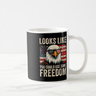 4. Juli US-Flaggen-Meme sieht so aus, als könnten Kaffeetasse