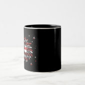 4. Juli USA Feuerwerk Zweifarbige Tasse (Mittel)