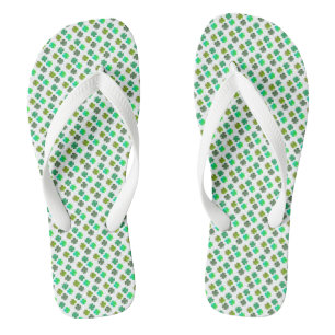 4 Leaf Clover Pattern auf WHITE Badesandalen