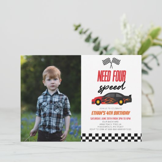 4. Picture Birthday Party für Race Car Einladung (Stehend Vorderseite)