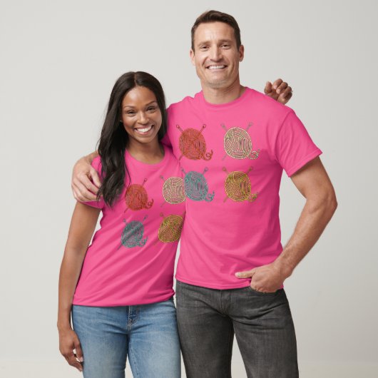 4 Retro Wool Balls Design Knitter Gift Knitting T-Shirt (Unisex)
