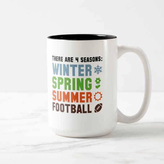4 Saisons Fußball Zweifarbige Tasse (Rechts)