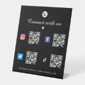 4 Social Media Qr Code Schwarzes Logo TikTok Faceb Sockelschild (Vorderseite)