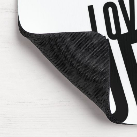 4CCCA510-254A-4D69-89A2-DDB522D6D399 MOUSEPAD (Ecke)