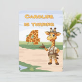 4th birthday Cute Explorer Giraffe on safari Einladung (Stehend Vorderseite)