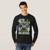 4th Grade Level Unlocked Game On 4th Grade Back To T-Shirt (Vorne ganz)