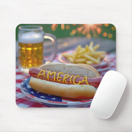 4th of July Hot Dog With Beer Mousepad (Mit Mouse)