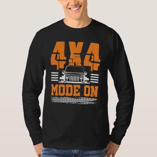 4x4-Modus auf Offroad-Abenteuer 4x4 Suv T-Shirt (Vorderseite)