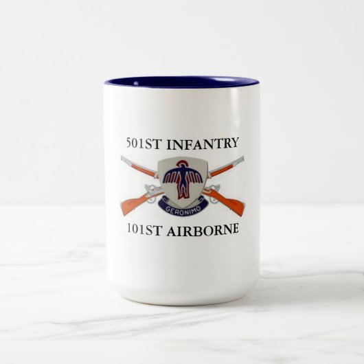 501ST INFANTERIE-101. IM FLUGZEUG TASSE (Mittel)