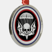502nd ornament aus metall (Rechts)