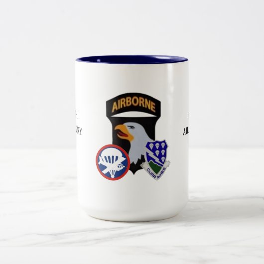 506TH INFANTERIE-TASSE ZWEIFARBIGE TASSE (Mittel)