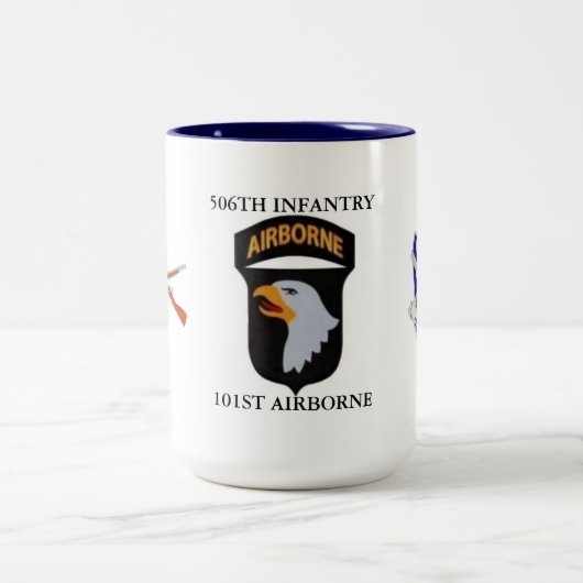 506TH INFANTERIE-TASSE ZWEIFARBIGE TASSE (Mittel)