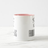 50 and Fabulous Birthday Black Text Zweifarbige Tasse (Mittel)