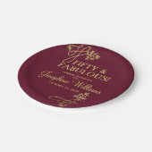 50 & Fabulous Birthday Red Gold Pappteller (Schrägansicht)