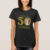50 & Fabulous Black And Gold 50th Birthday Photo T-Shirt (Vorderseite)