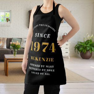 50. Geburtstag 1974 Name Chic Elegant Schwarz Gold Schürze
