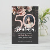 50. Geburtstag Blumenweiche Rosa Rosa Lush Elegant Einladung (Stehend Vorderseite)