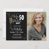 50. Geburtstag Cheers zu 50 Fabeljahre Schwarz Einladung (Vorderseite)