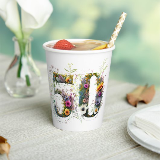 50. Geburtstag Dekorative Wildblume Text Pappbecher (In Situ)