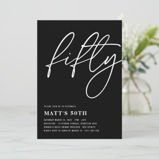 50. Geburtstag Einladung Schwarz und Weiß (Stehend Vorderseite)