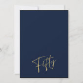 50. Geburtstag Elegant Script Navy und Gold Einladung (Rückseite)