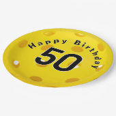 50. Geburtstag Gelbes Pickleball Pappteller (Schrägansicht)