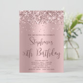 50. Geburtstag Glittery Pink Rose Gold Einladung (Stehend Vorderseite)