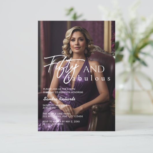 50. Geburtstag Lila Rose Einladung (Stehend Vorderseite)